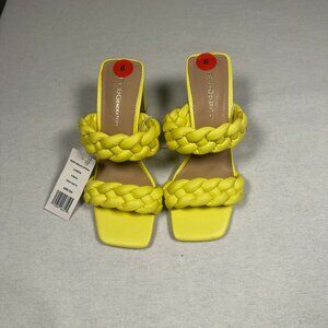 BCBGeneration Finaa Heel Lemon Size 6 Womens NWT